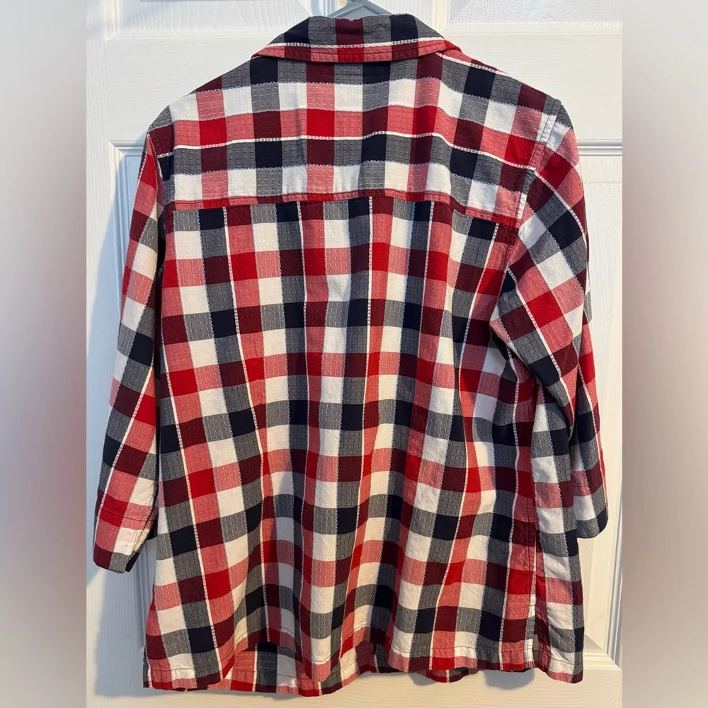 Red/Blue/White Plaid Button-Up Women’s Top sz 1X - Picture 3 of 14